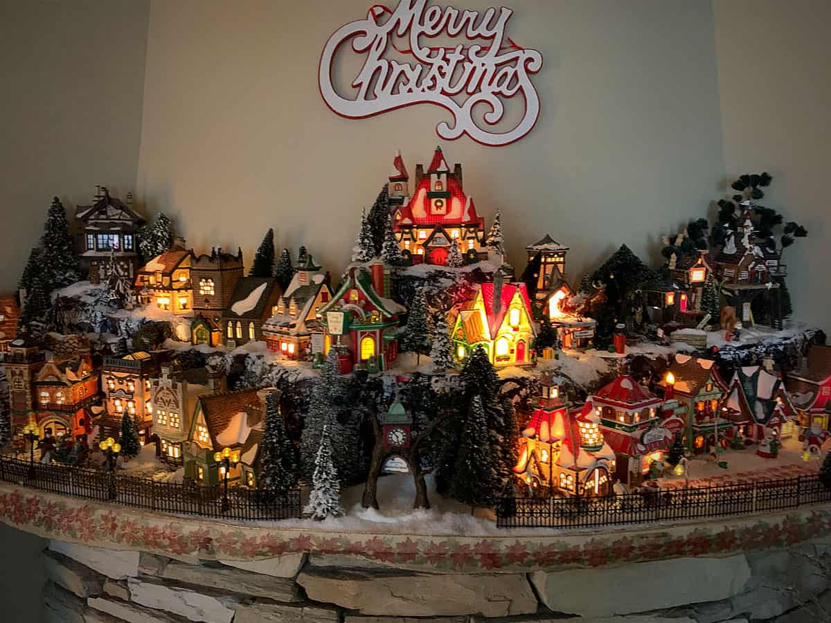 PJs Christmas Village