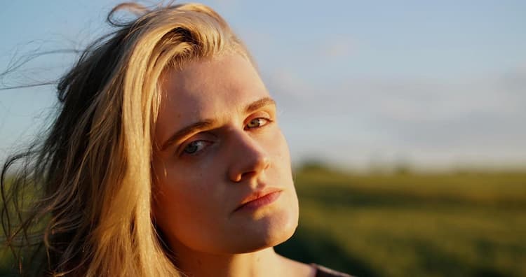 Portrait of Gayle Rankin.